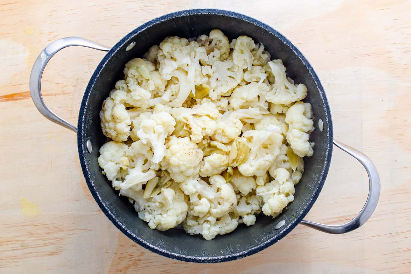 cooked cauliflower