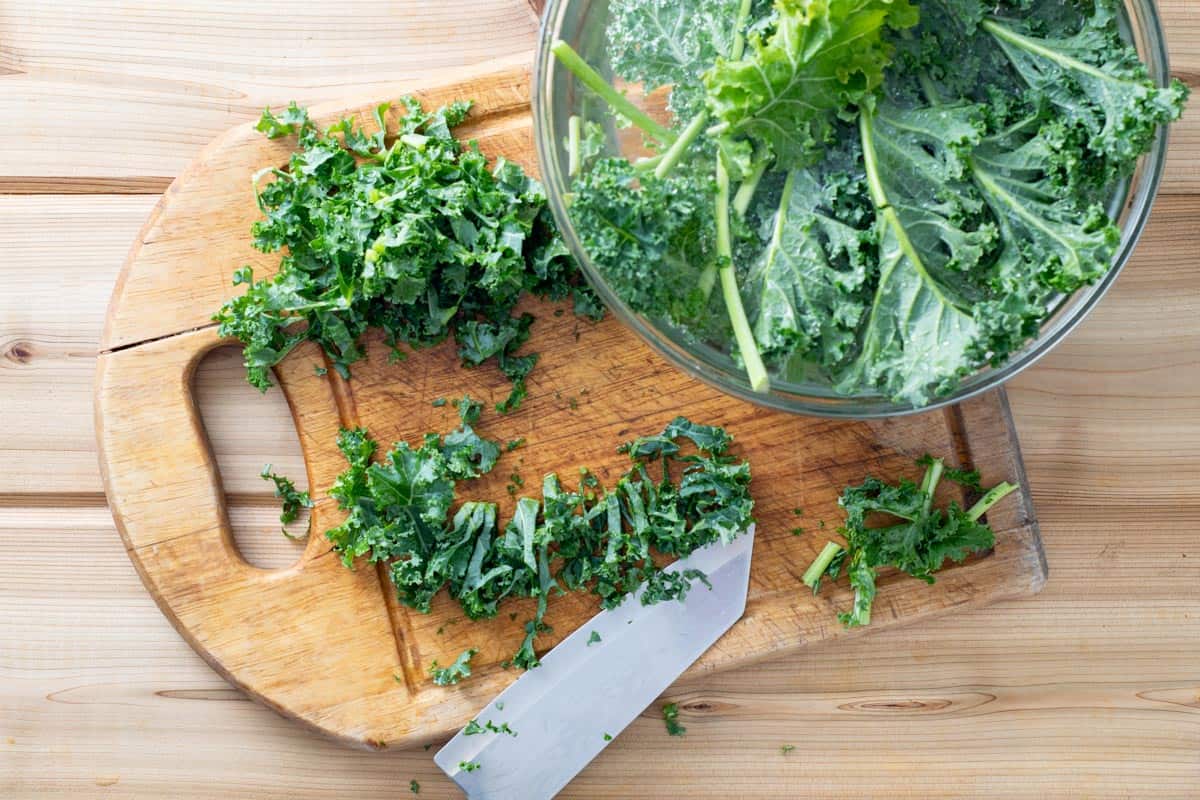 kale sliced thinly on cutting board