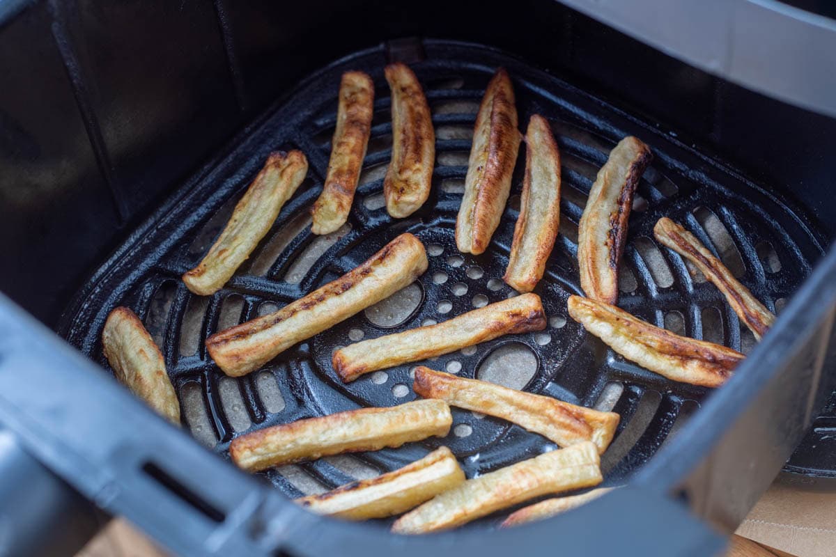 green banana fries cooking in air-fryer