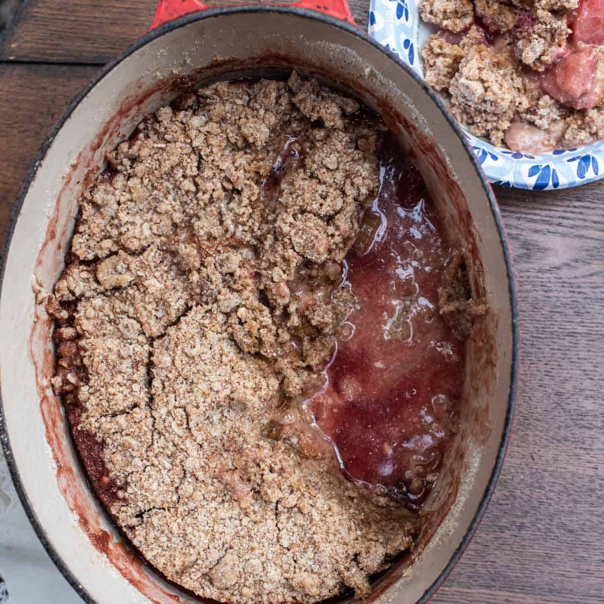 strawberry rhubarb crisp